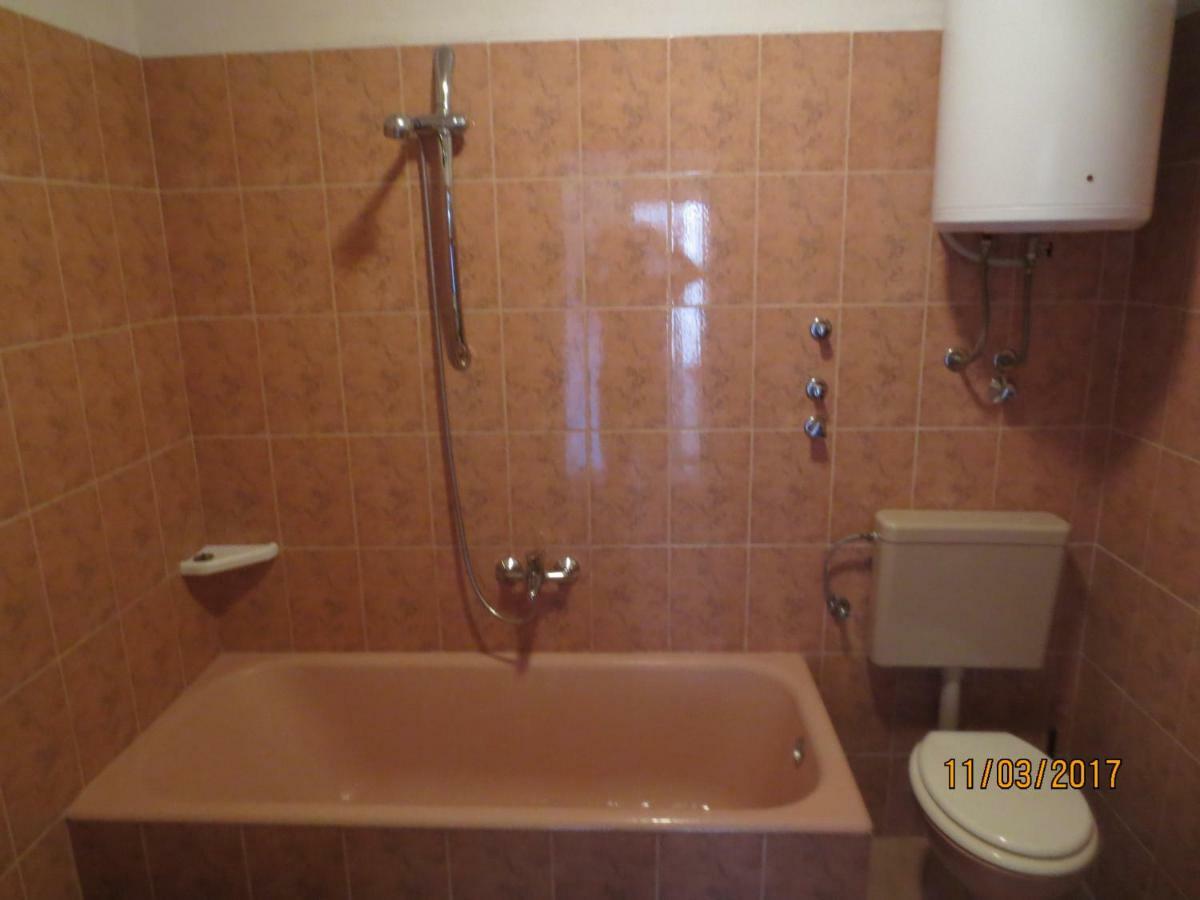 Apartmani Ledenko Kaštela Zewnętrze zdjęcie